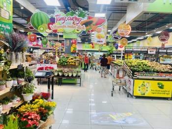 TP.HCM giãn cách xã hội: Trung tâm thương mại đóng cửa, chỉ siêu thị đón khách - ảnh 7