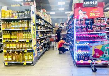TP.HCM giãn cách xã hội: Trung tâm thương mại đóng cửa, chỉ siêu thị đón khách - ảnh 8