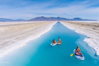 Địa điểm nơi Vũ Khắc Tiệp “mượn ảnh” để đăng lên Instagram: Hồ muối “ảo diệu” nhất nước Mỹ, khách du lịch check-in nườm nượp - Ảnh 15.