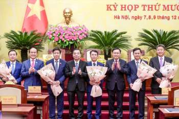 Hà Nội phân công nhiệm vụ Chủ tịch và 6 Phó Chủ tịch UBND TP - Ảnh 2.
