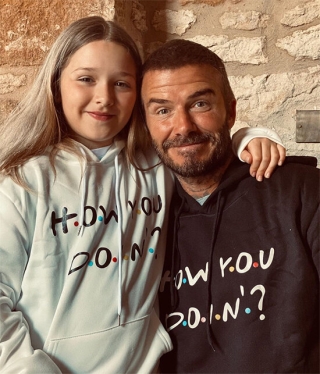 David Beckham hạnh phúc khoe món quà con gái út Harper dành tặng