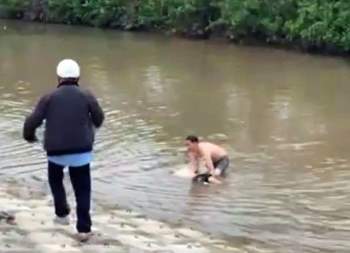 Hải Phòng: Tan học, rủ nhau ra sông chơi, một học sinh bị đuối nước - Ảnh 1.