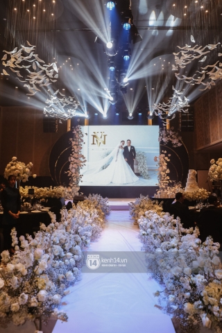 Không chỉ Bảo Thy, đám cưới Giang Hồng Ngọc cũng gây ấn tượng với thực đơn năm châu hội tụ - Ảnh 2.