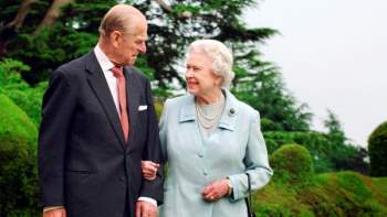 Tuổi ấu thơ bí ẩn và đầy trắc trở của Hoàng thân Philip - chồng Nữ hoàng Anh vừa qua đời ở tuổi 99 - Ảnh 5.