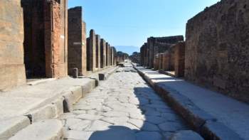 Thành phố cổ Italy: Bí ẩn dưới lòng đất chứa đựng giá trị tương lai - Ảnh 1.