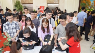 Anh Ngữ Ms Hoa tổ chức đại hội thi thử TOEIC quy mô lớn tại Việt Nam - Ảnh 2.