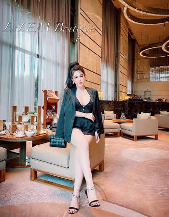 Cô chủ Phạm Thị Thanh Nhàn và câu chuyện về gu thời trang ấn tượng của Lọ Lem Boutique - Ảnh 4.