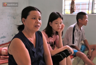 Mẹ Thanh Nga Bento khóc nghẹn vì chồng nhập viện, gia đình lâm vào cảnh khó khăn không đủ tiền mua đồ ăn - Ảnh 1.