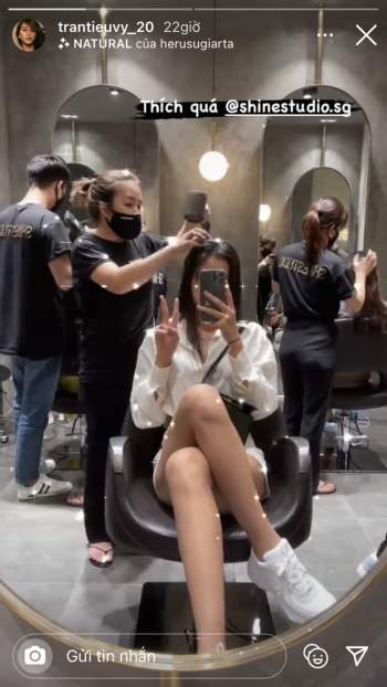 6 salon tóc sao Việt vừa check-in: Xem để biết Hari Won uốn phồng ở đâu, Hòa Minzy nhuộm xanh ở tiệm nào - Ảnh 6.