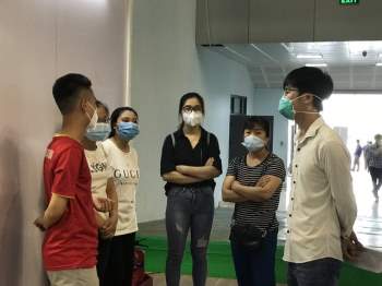 Cận cảnh bệnh viện dã chiến tại điểm nóng Bắc Giang đã hoàn thiện 99%, chuẩn bị hoạt động - Ảnh 17.