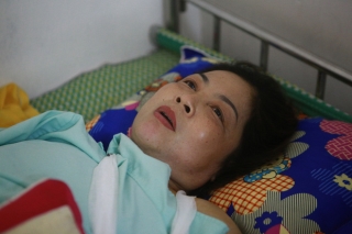 Tình hình sức khỏe của các nạn nhân bị thương trong vụ lốc xoáy ở Vĩnh Phúc: 2 bệnh nhân nặng bị gãy xương đùi, có biểu hiện sốc chấn thương - Ảnh 3.