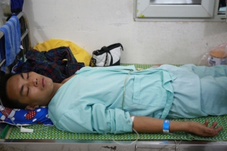 Tình hình sức khỏe của các nạn nhân bị thương trong vụ lốc xoáy ở Vĩnh Phúc: 2 bệnh nhân nặng bị gãy xương đùi, có biểu hiện sốc chấn thương - Ảnh 5.