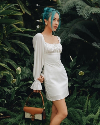 Quỳnh Anh Shyn dẫn đầu xu hướng mùa hè với màu tóc xanh pastel nổi bật