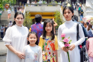 Chùm ảnh: Giới trẻ Sài Gòn đi lễ chùa mùa Vu Lan, cầu bình an và sức khoẻ cho cha mẹ - Ảnh 5.