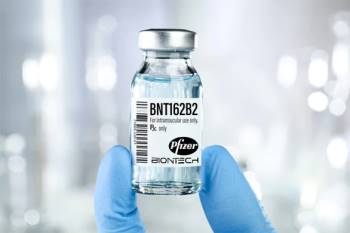 Vắc xin của Pfizer hiệu quả 90%: Nên chờ dữ liệu chứng minh! - Ảnh 1.