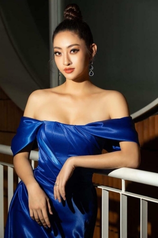 Hoa hậu Lương Thùy Linh lần đầu úp mở vòng 1 táo bạo đến thế Ảnh 7