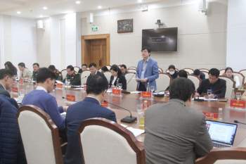 Thứ trưởng Bộ Y tế kiểm tra công tác phòng chống dịch COVID-19 tại Quảng Ninh - Ảnh 3.