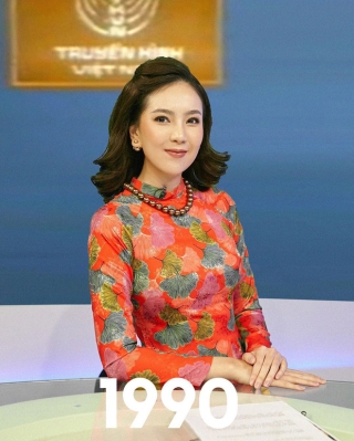 Mai Ngọc tái hiện hình ảnh MC Thời Sự VTV qua 50 năm, dân tình bồi hồi nhớ kỉ niệm tuổi thơ - Ảnh 2.