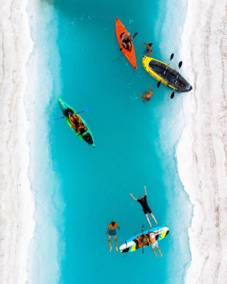Địa điểm nơi Vũ Khắc Tiệp “mượn ảnh” để đăng lên Instagram: Hồ muối “ảo diệu” nhất nước Mỹ, khách du lịch check-in nườm nượp - Ảnh 11.