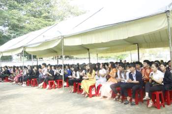 Học sinh Bình Phước không đến trường để phòng chống COVID-19 - Ảnh 1.