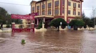 Nam Định: Nước biển dâng cao, nhiều nơi ngập sâu