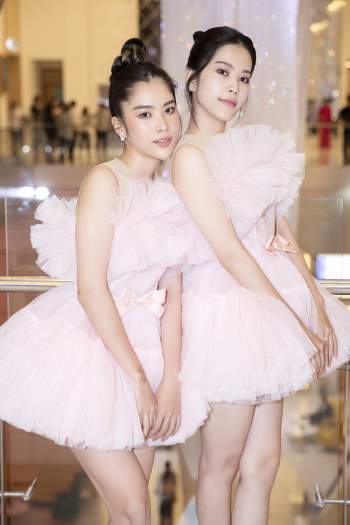 Chị em Nam Anh - Nam Em, siêu mẫu Võ Hoàng Yến... cả Vbiz hóa công chúa kiêu sa trong những thiết kế váy áo bay bổng - Ảnh 7.