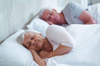 Huyết áp cao khi ngủ có thể giúp cảnh báo sớm các vấn đề tim mạch. Ảnh: Belmarrahealth.com