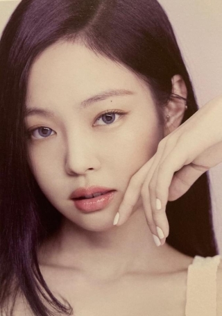 Nhan sắc Jennie trong album mới khiến fan muốn 