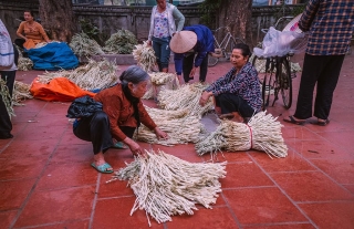 Nón làng chuông - Traveloka Golocal