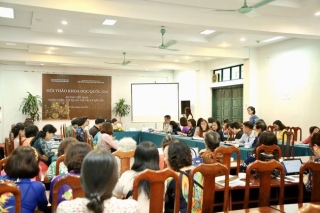 NTK Đỗ Trịnh Hoài Nam đem 'hành trình quảng bá áo dài ra thế giới' tới hội thảo áo dài