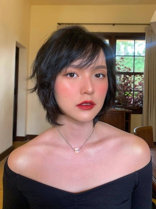 Nữ diễn viên độc quyền của Sơn Tùng M-TP gây bão cộng đồng mạng