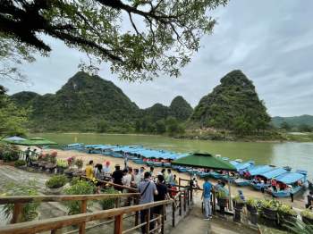Tạm dừng một số hoạt động tham quan du lịch trên địa bàn Quảng Bình - Ảnh 1.