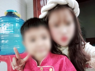 Vụ cháu bé 5 tuổi mất tích ở Nghệ An: Gia đình bàng hoàng phát hiện con đã Tu vong trong nhà hoang, 2 tay bị trói - Ảnh 1.