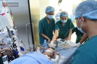 Nhìn lại ca phẫu thuật tách cặp song sinh Việt - Đức 32 năm trước: Ca mổ đi vào lịch sử y học Việt Nam - Ảnh 12.