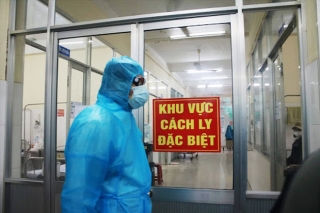 Thêm 4 ca nhập cảnh từ Hàn Quốc và Nga mắc COVID-19, Việt Nam có 412 ca bệnh - Ảnh 1.