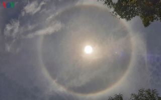 Xuất hiện hiện tượng thiên nhiên kỳ thú Quầng mặt trời ở Điện Biên - Ảnh 1.