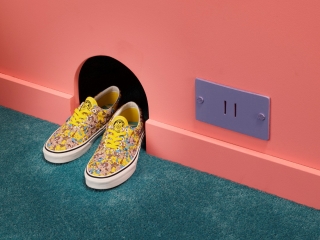 Vans x The Simpsons tung hàng loạt cực phẩm siêu cưng, nhìn thôi đã muốn “gói mang về” - Ảnh 2.