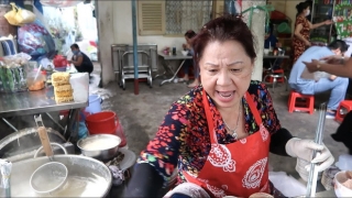Tiệm mì chửi đắt khách nhất Sài Gòn bị khách phàn nàn vì đợi mất cả tiếng, ăn hết mì rồi súp mới được bưng ra? - Ảnh 2.