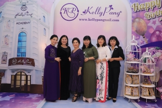 Câu chuyện thành công của Kelly Pang truyền cảm hứng với những ai muốn khởi nghiệp với nghề nails - Ảnh 1.