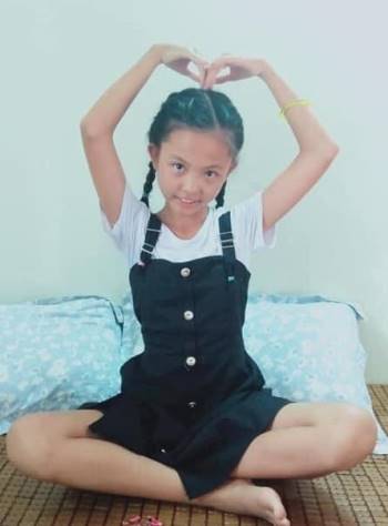 Quảng Ninh: Cha mẹ thâu đêm ráo riết tìm con gái mất tích bí ẩn sau buổi đạp xe đến trường - Ảnh 1.