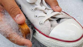 Giày Skechers GOwalk Smart siêu êm nâng niu gót ngọc mẹ bỉm, giá cả phải chăng giặt máy không sợ hỏng - Ảnh 2.