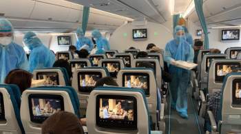 Vì sao nam tiếp viên Vietnam Airlines chỉ cách ly 4 ngày trước khi được công bố là BN1342 mắc Covid-19? - Ảnh 1.