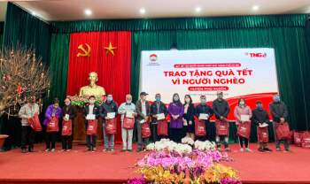 Tập đoàn TNG Holdings Vietnam trao 1.000 phần quà Tết cho hộ nghèo - Ảnh 1.