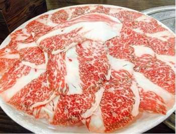  Bí ẩn xoay quanh món thịt bò đắt hơn cả Wagyu, tiềm năng trở thành đỉnh cao ẩm thức omasake Hàn Quốc: Vì sao chỉ dành cho giới siêu giàu? - Ảnh 1.