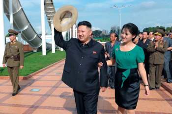 Cuộc sống đáng mơ ước của vợ ông Kim Jong-un - Ảnh 3.
