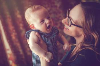 7 lý do để bạn vui lên nếu đang cảm thấy mình là một người mẹ tồi - Ảnh 1.