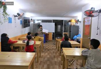 5 bạn trẻ Đà Nẵng mở lớp tiếng Anh với học phí sốc: Chỉ 1.000 đồng/buổi, giờ giải lao còn được ăn bánh uống sữa miễn phí - Ảnh 2.