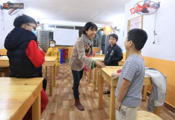 5 bạn trẻ Đà Nẵng mở lớp tiếng Anh với học phí sốc: Chỉ 1.000 đồng/buổi, giờ giải lao còn được ăn bánh uống sữa miễn phí - Ảnh 3.