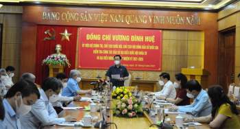 Chủ tịch Quốc hội kiểm tra công tác bầu cử và phòng, chống dịch tại Bắc Giang - Ảnh 4.