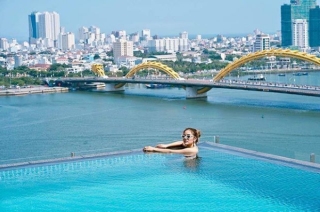 Đà Nẵng: 4 khách sạn 4-5 sao có bể bơi vô cực, view biển cực đẹp chỉ có giá dưới 3 triệu/đêm - Ảnh 11.